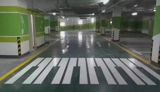 华蓥仓库划线